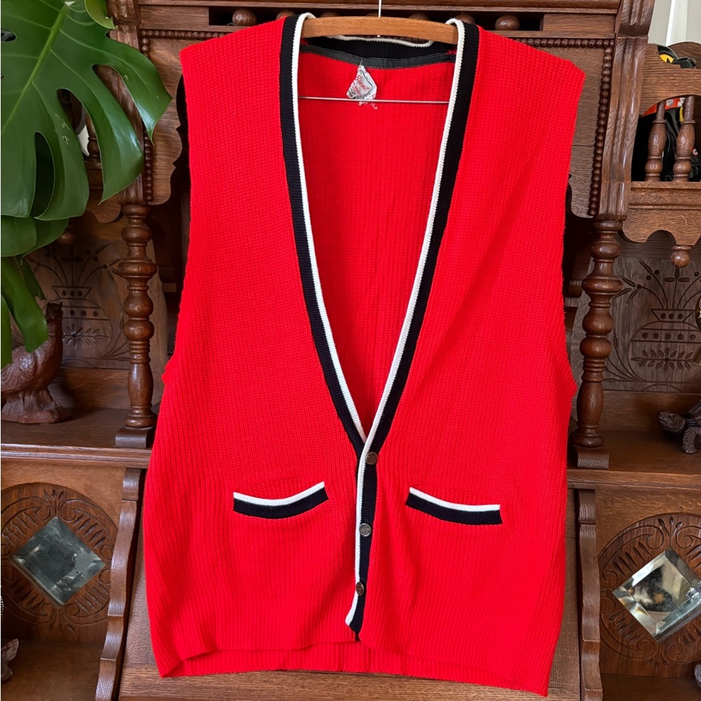 Vintage Red Montgomery Ward Red Sleeveless Cardigan with Black Trim size Large